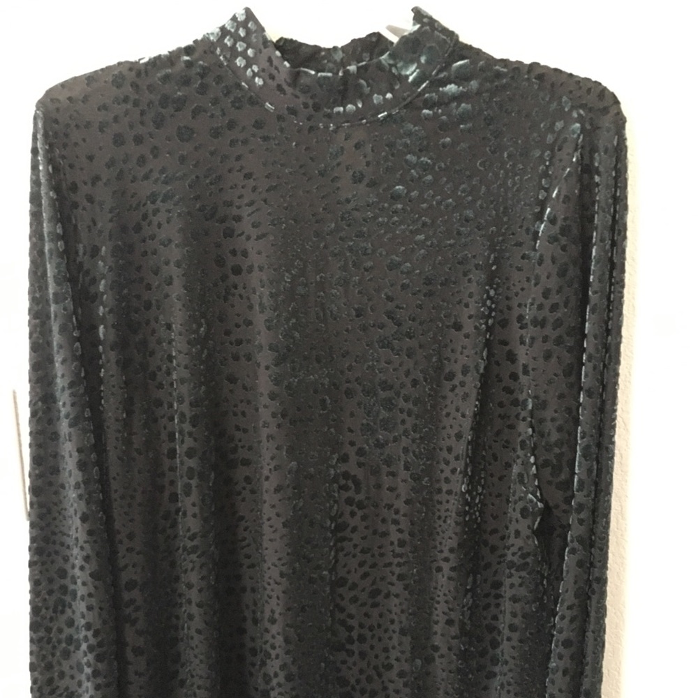 Size 18/20 Lane Bryant velvet black/green